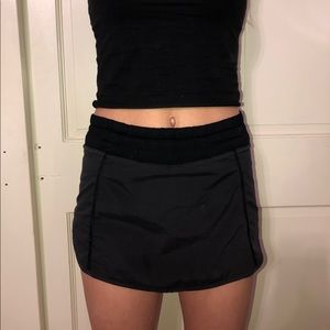 Lulu skirt black